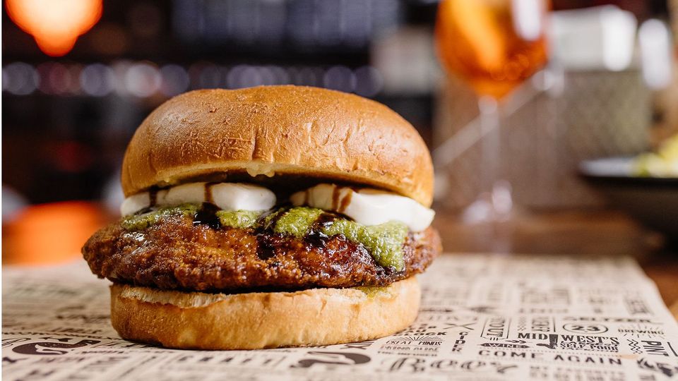 A visualization of the menu item "Chicken Pesto Sandwich"