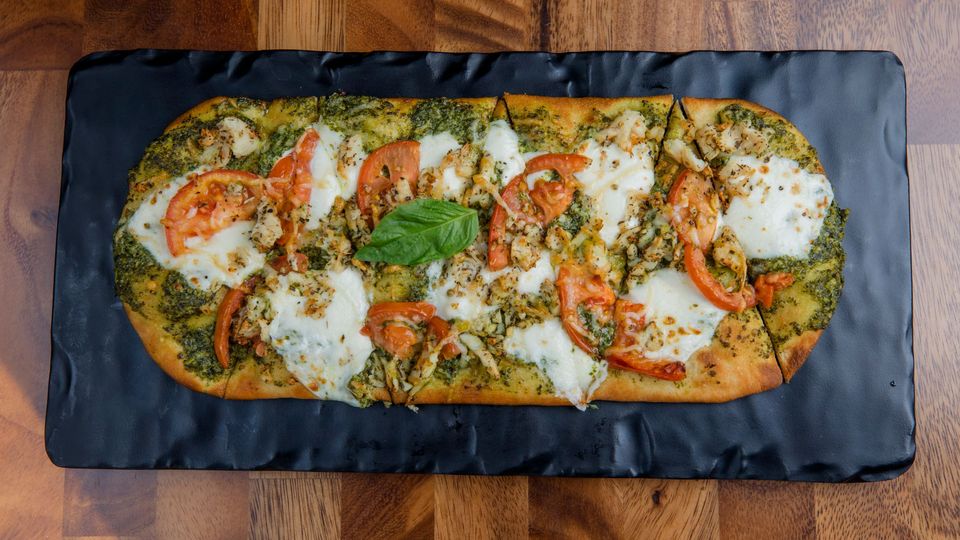 A visualization of the menu item "Chicken Pesto Flatbread"