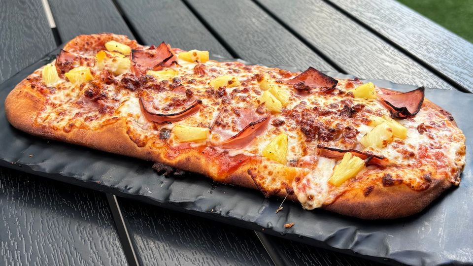 A visualization of the menu item "Hawaiian BBQ Flatbread"