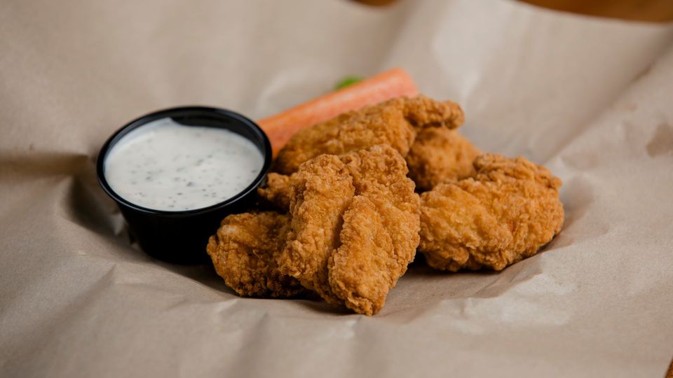 A visualization of the menu item "Chicken Tenders Basket (4pc)"