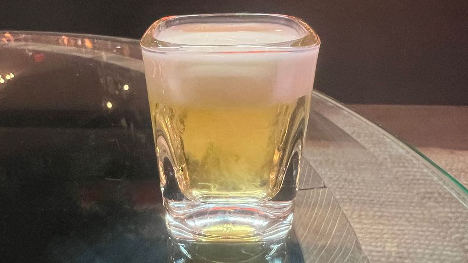 A visualization of the menu item "Mini Beer"